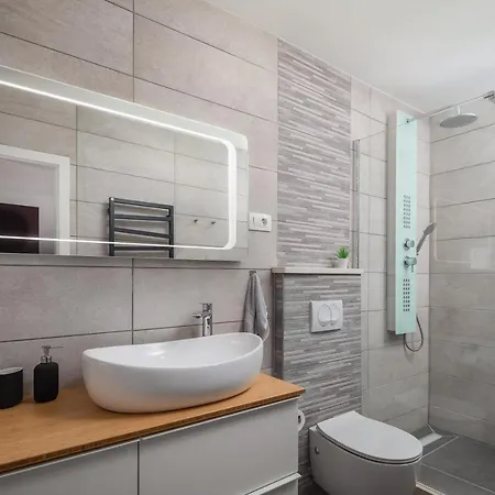 Apartment Metily